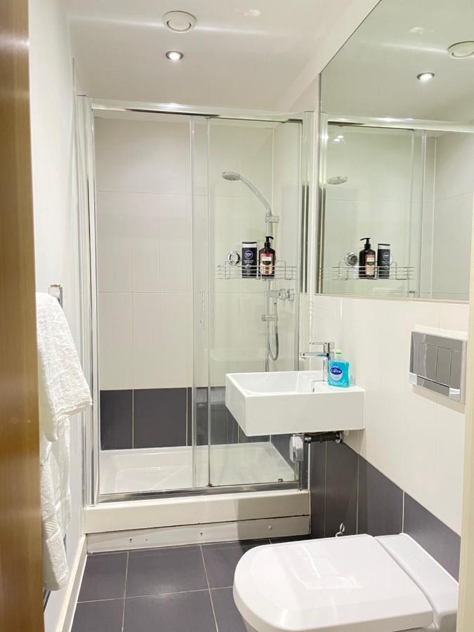 Wharf Inn Premier Apartment Central Manchester - Free Private Parking Exteriér fotografie
