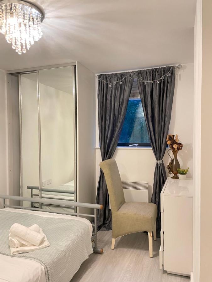 Wharf Inn Premier Apartment Central Manchester - Free Private Parking Exteriér fotografie